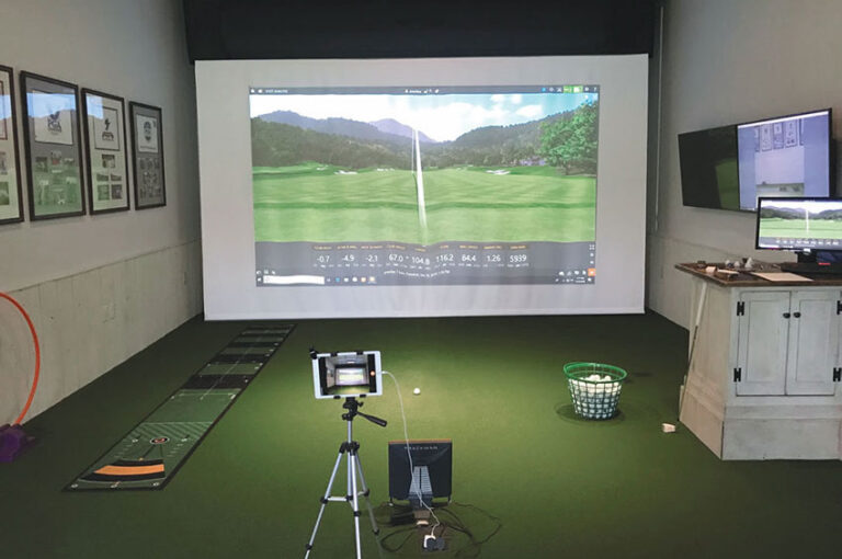 Country Club Elite® Retractable Simulator Screen · Real Feel Golf Mats